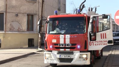 20 автомобила изгоряха в бургаския квартал "Победа"