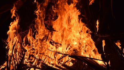 Голям пожар край Петрич, организират доброволци