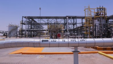 Цената на петрола спадна до най-ниската си стойност от януари, доларът с нов рекорд