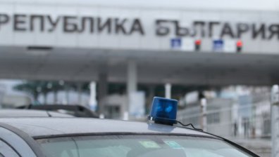 Откриха близо 30 хил. къса контрабандни цигари на ГКПП "Капитан Андреево" (+ВИДЕО)