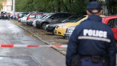 18-годишно момче потроши 9 автомобила в Пазарджик