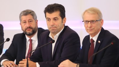 Управляващите снижиха тона, целта - Шенген и да получим парите по ПВУ