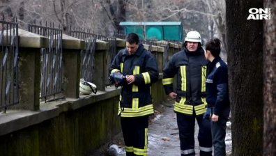 Две учителки, ученик  и пожарникар са пострадали след пожар в гимназия в Кърджали