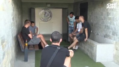 Футболният "Дунав" (Русе) потъва, отборът се разпада