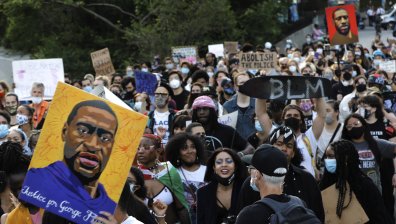 Бившият полицай Шовин е осъден на 22,5 години затвор за убийството на Джордж Флойд