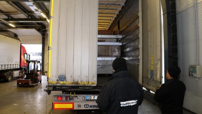 Иззеха близо 550 000 недекларирани маски на "Капитан Андреево"