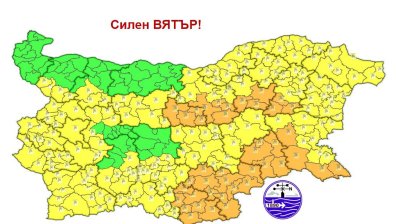 Силен вятър, значителни валежи и пустинен прах от Сахара ни очаква в неделя
