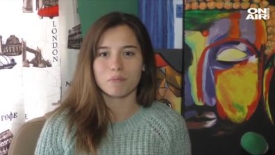 Десетокласничката Айтен от Търговище рисува икони, без да е посещавала курсове