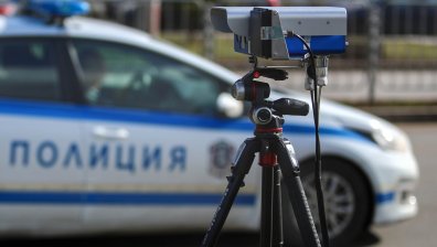 Над 350 нарушения засякоха нови камери в Казанлък, шофьор мина 11 пъти с превишена скорост