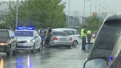 7 души са ранени след тежка катастрофа в столичния квартал "Обеля"