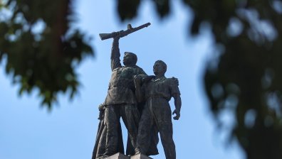 "Възраждане": Паметникът на Съветската армия съхранява историческата памет на България