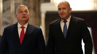 Опозицията в НС сравни Радев с Орбан и заговори за изолация на България (ВИДЕО)