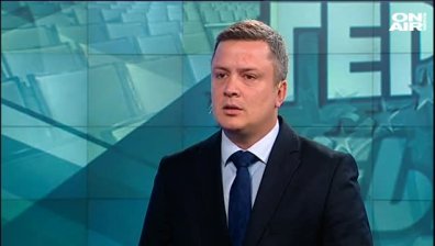 Кой има интерес от "загърбването" на парламентаризма в България