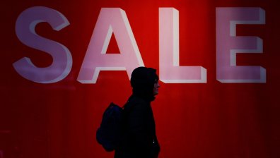 До 70% по-евтино - на пазар в Гърция за зимни намаления