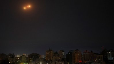 Нощна руска атака в района на Харков, има ранени, в Одеса проехтя мощен взрив