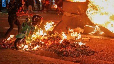 Барселона в пламъци, хиляди каталунци излязоха на протест