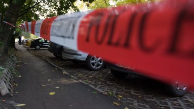 Смразяващо убийство в Първомай: Откриха мъртва в банята съпругата на полицай