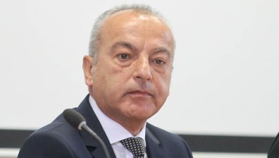 Нинова и Донев в спор за новия-стар бюджет и по-високите доходи на българите