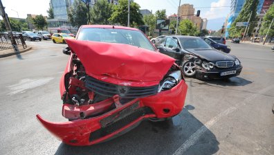 30 души са ранени в катастрофи за денонощието