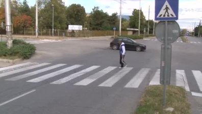 Пиян шофьор блъсна и уби 16-годишна на пешеходна пътека в Сливен