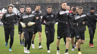 Оптимизъм и самочувствиe в редиците на пловдивските "Ботев" и "Локомотив"