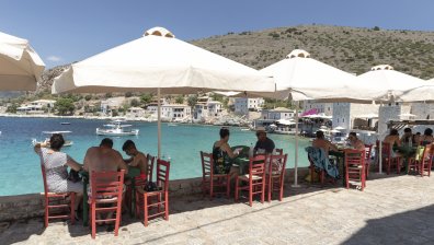 Гърция въвежда нови ограничителни мерки заради Ковид-19