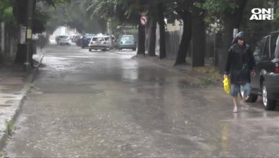 Жълт код: Валежи и гръмотевици в 5 области на страната 