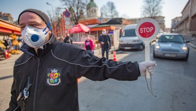 По пазарите - строг контрол, дезинфектанти и маски