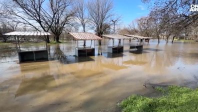 Безсънна нощ в Гълъбово: Бедствено положение и битка с водната стихия