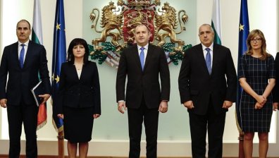 Еврошефство, показни убийства... Радев свика успешно КСНС