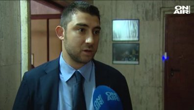 Вандали поругаха паметниците на Стефан Стамболов и Каблешкови