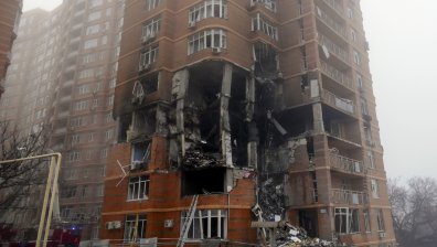 Тежка нощ в Украйна: Руски дронове удариха жилищни сгради в Одеса и Харков