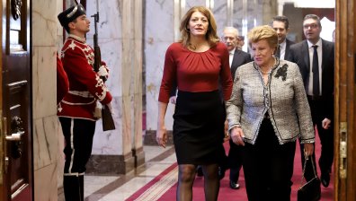 Съпругата на президента е в болница, лекува мозъчна аневризма