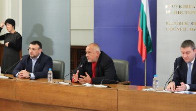 Борисов: Трябва да подпомогнем финансово и медиите