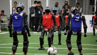 Хуманоидни роботи в битка за титлата на Световните игри 2025 (СНИМКИ)