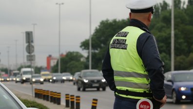 Джигити летят с близо 200 км/ч в празничните дни