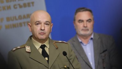 Искат по-строги мерки срещу коронавируса. Мутафчийски: Наложените не дават резултат!