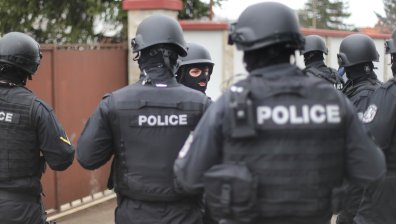 Спецакция на полицията срещу автоджамбазите в кв. "Симеоново"