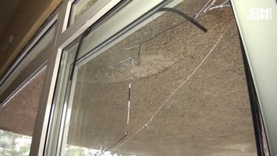Бурен вятър с пориви до 120 километра в час причини щети в страната