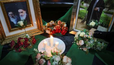Иран отложи погребението на Али Хаменей заради очакван огромен брой присъстващи