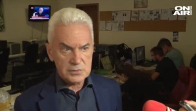 Лидерът на "Атака" вече не е председател на ПГ на "Обединен патриоти"