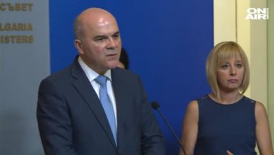 След срещата в МС: Майките и властта вървят към договаряне!