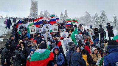 Освирквания и напрежение на Шипка: Защо не се обединяваме дори на 3 март?