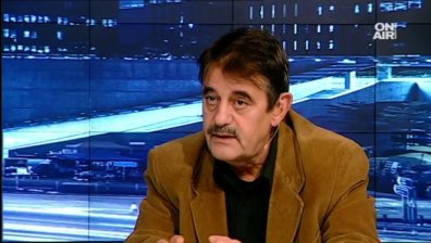 Няма условия за предсрочни избори, подчерта журналист