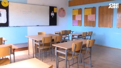 Учители от Лясковец очакват насоки за провеждането на матурите