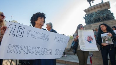 Бабата на Криси от Сливен: Искам смъртна присъда за убиеца! (обновена)