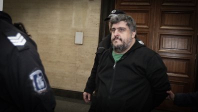 Гледат мярката за неотклонение на измамника Спас