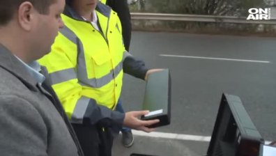 Проверяват качествата на маркировката по републиканската пътна мрежа 