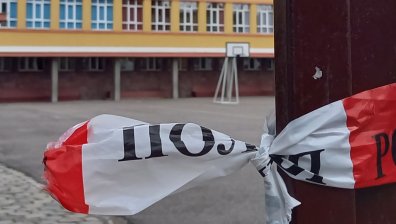 Ученици плашат с бомба в две училища: Не ни се учи