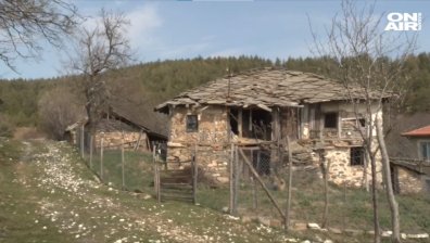 Мъртви души: Пълни избирателни списъци в празни села в Кърджалийско